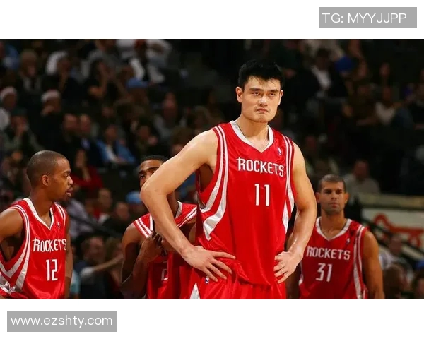 在篮球场上与姚明对抗的挑战与启示