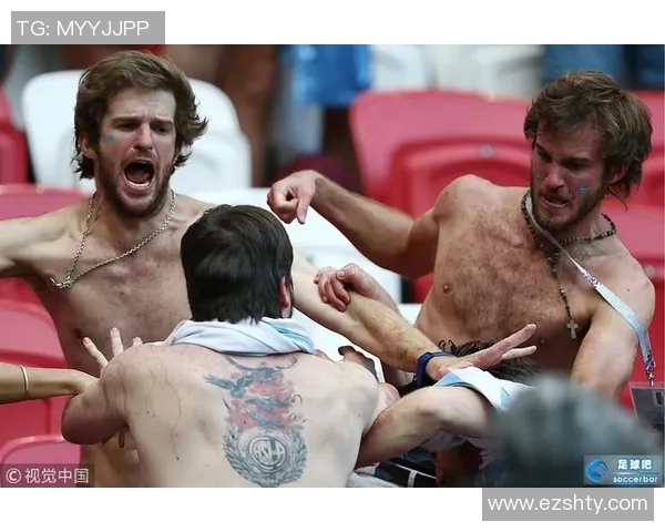 足球明星街头斗殴视频曝光引发热议球迷纷纷评论事件背后的真相